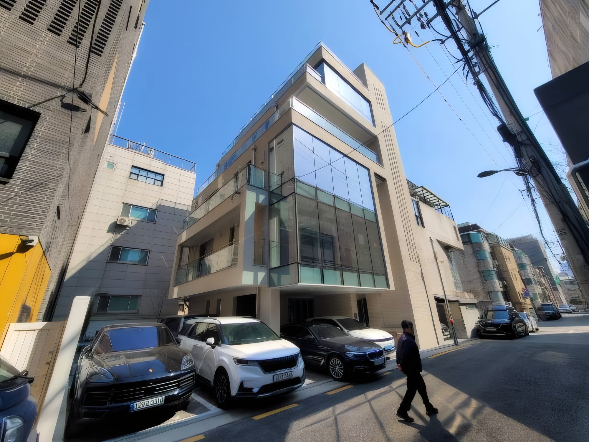 전용 198평 학동공원 라인 사옥 전층 임대, 렌트프리·핏아웃 협의